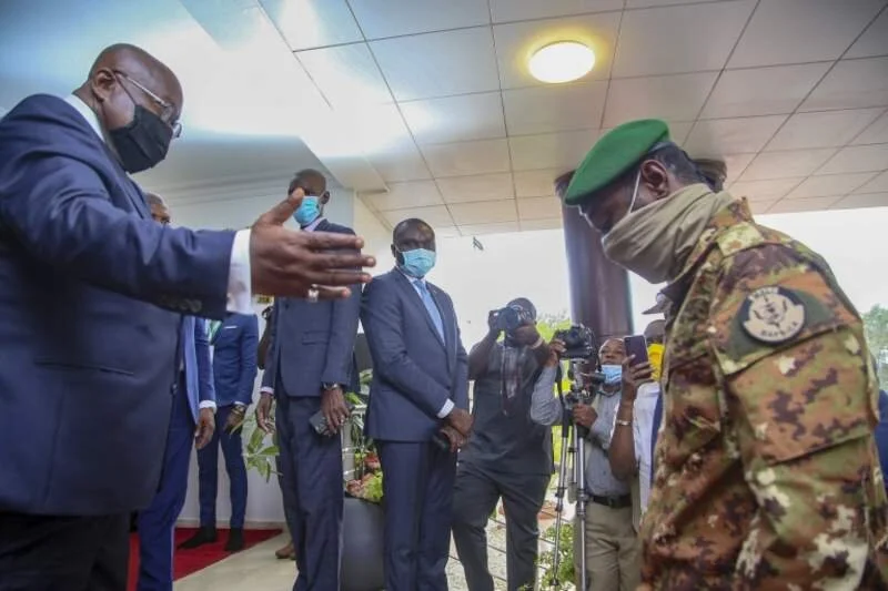 Ecowas hopes for civilian rule in Mali 'within days'
