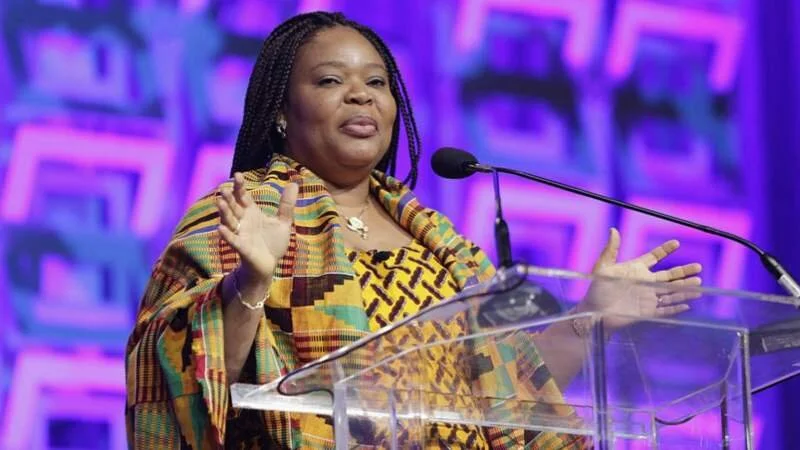 Nobel laureate launches peace campaign in Liberia