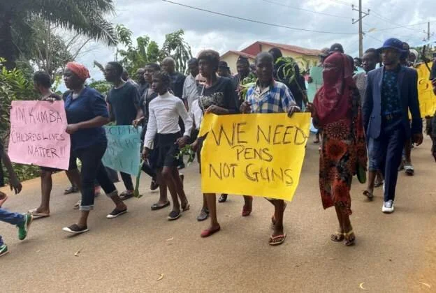 Teachers and pupils 'molested' in Cameroon attack