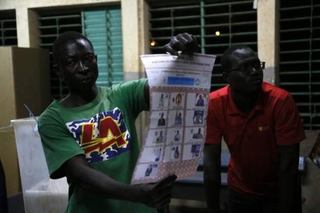 Violence fears force early polls closure in Burkina Faso