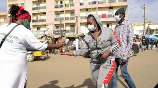 Senegal receives China's Covid vaccine
