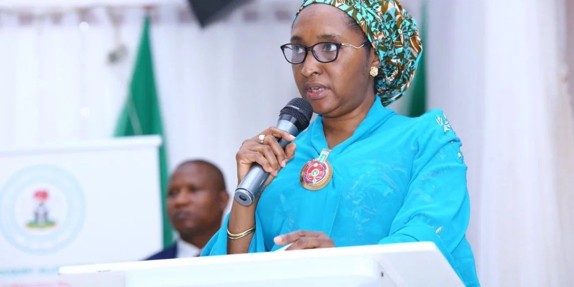 Unifying Naira's Exchange Rate Will Take Time, Nigerian Govt Tells World Bank 