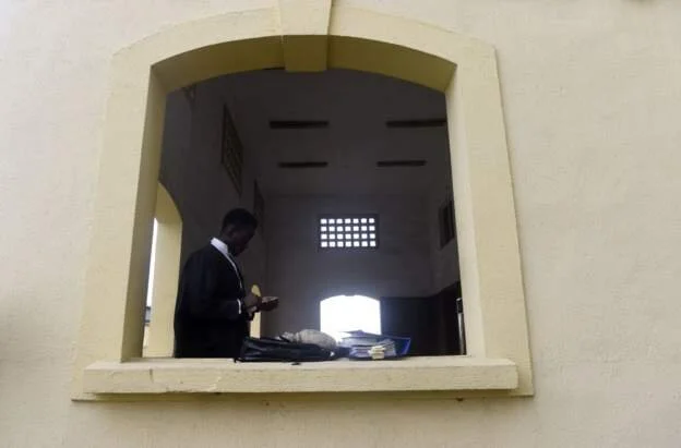 Succession of strikes threaten Nigeria courts and hospitals