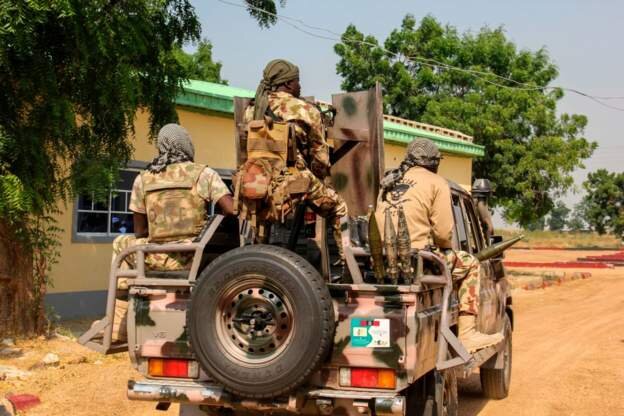 Gunmen kill 11 Nigerian troops