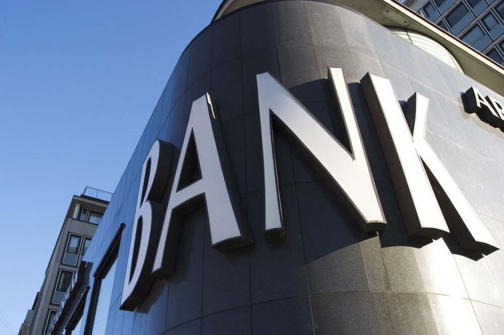 Ghana banks ordered to get armoured vans for cash 