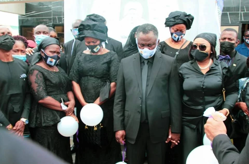 Minister invokes the Bible to defend lavish burial