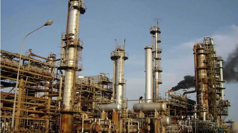 Nigerian Govt to Invest $2.76 Billion in Dangote Refinery, $1.5 Billion in Warri, Kaduna Refineries