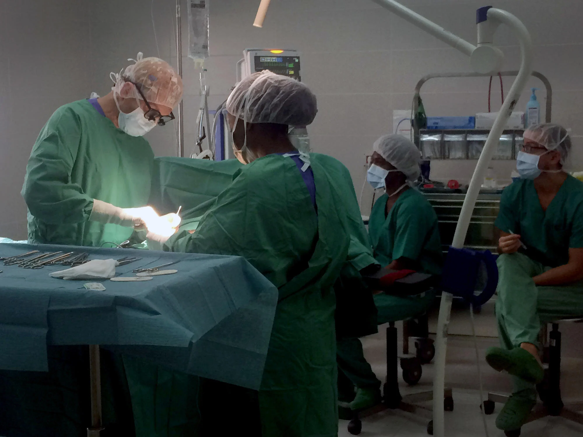 Liberian 'free surgery' week begins amid fee fears 