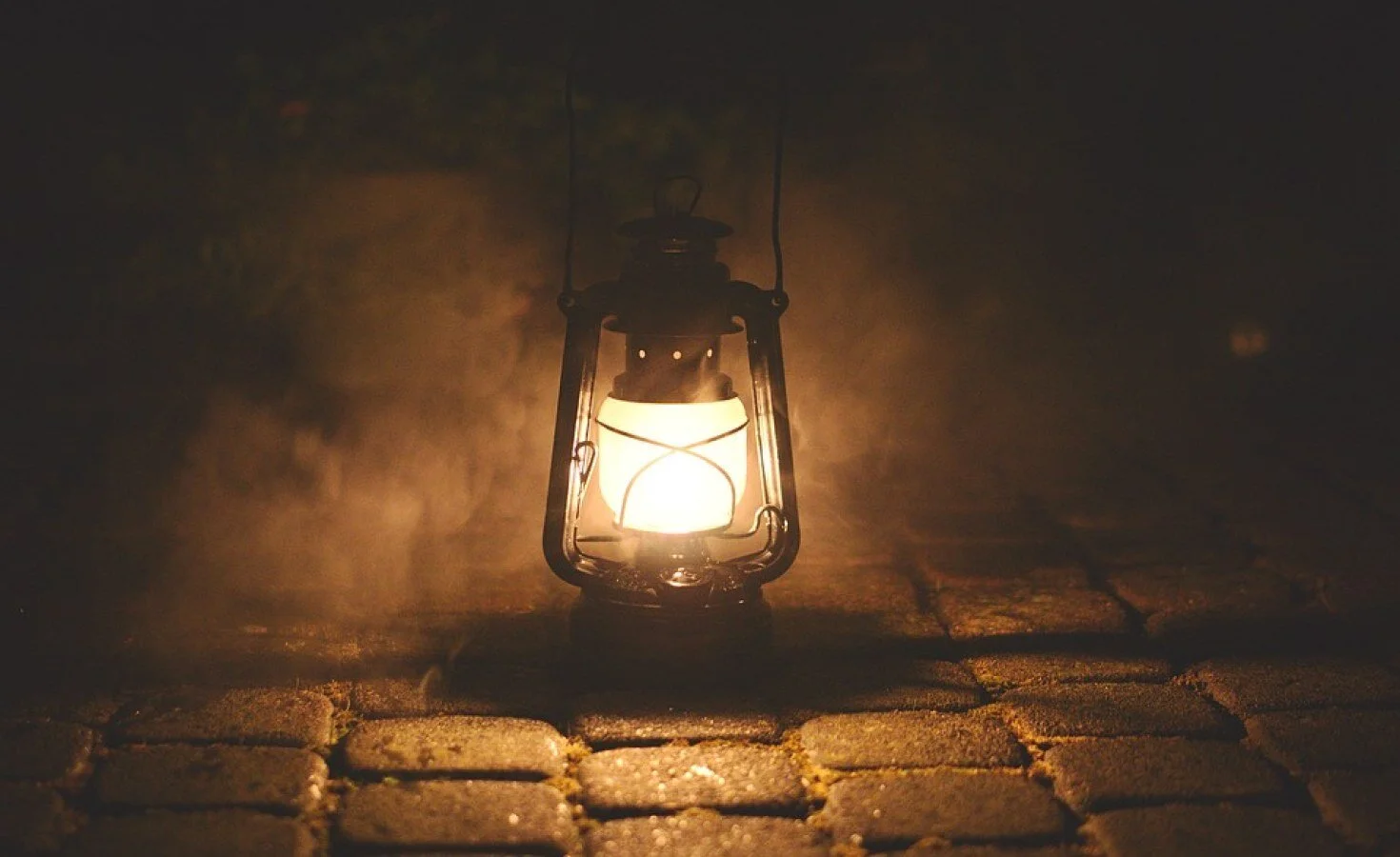 Nigerians Lament Nationwide Blackout - TCN Says Collapsed Grid Restored