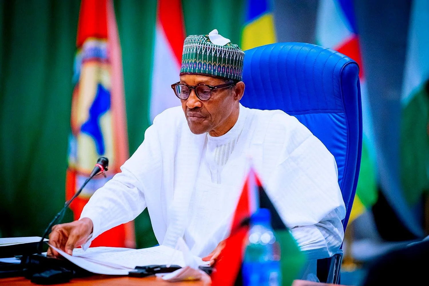 Nigeria's Foreign Loans Set for All-Time High At U.S.$45bn As Buhari Begs for Additional $4bn Loan 