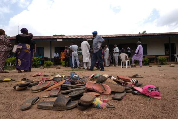 Nigeria arrests suspected student kidnappers 