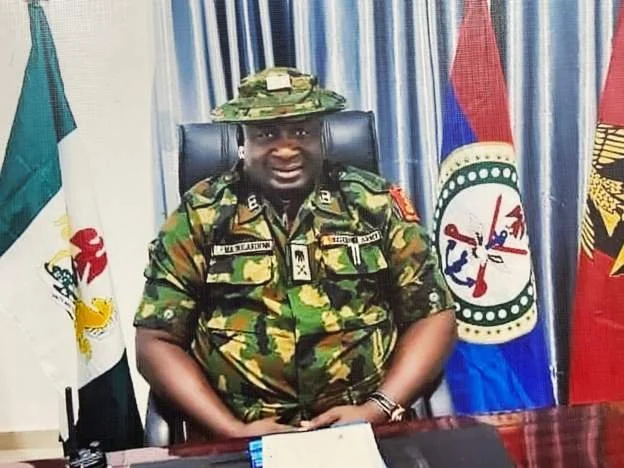 Fake general arrested over Buhari signature forgery 