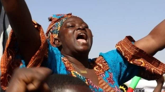 Jubilant crowd celebrates coup in Burkina Faso 