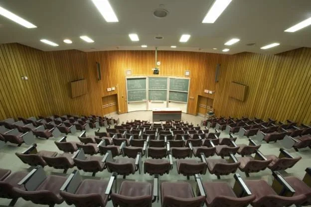 Nigerian university lecturers announce strike 