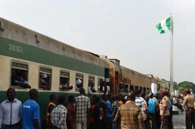 Gunmen attack Nigeria train with nearly 1,000 people 