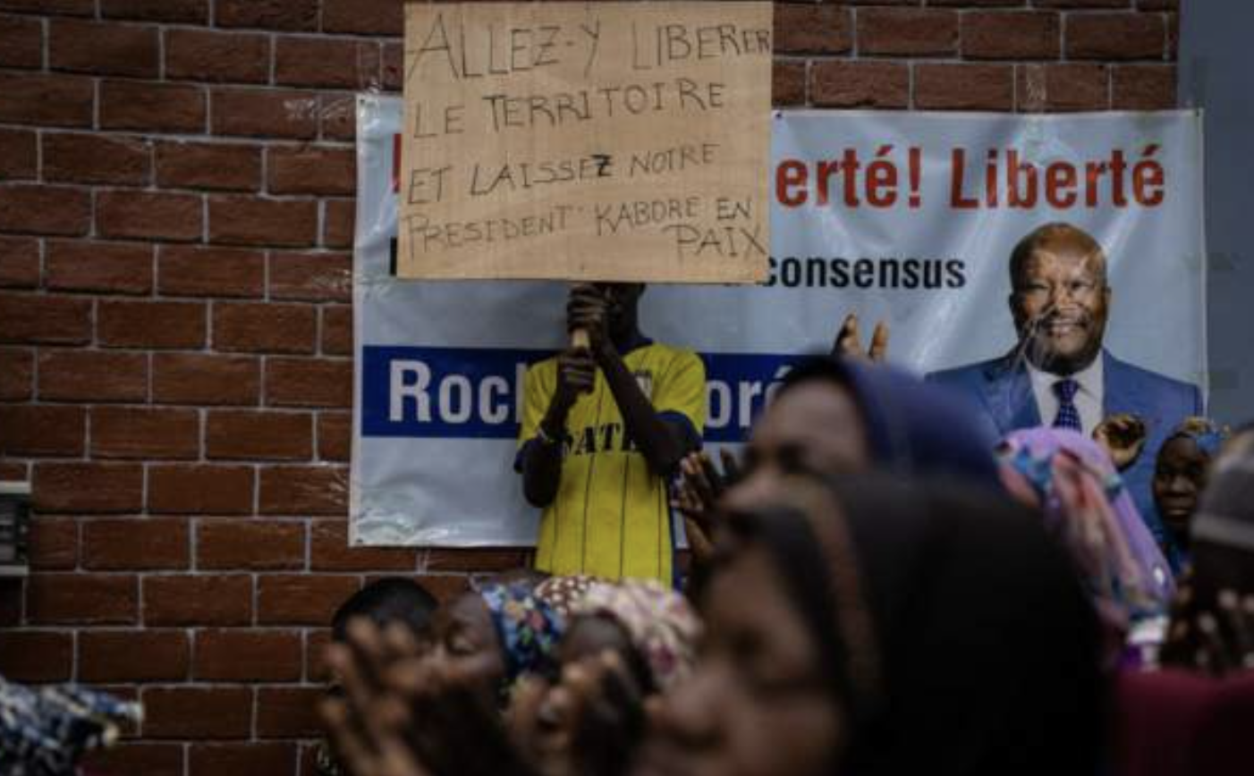 Burkinabè junta head in surprise talks with ex-leader