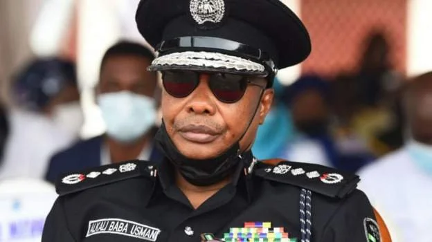 Nigeria warns against local movies demeaning police 