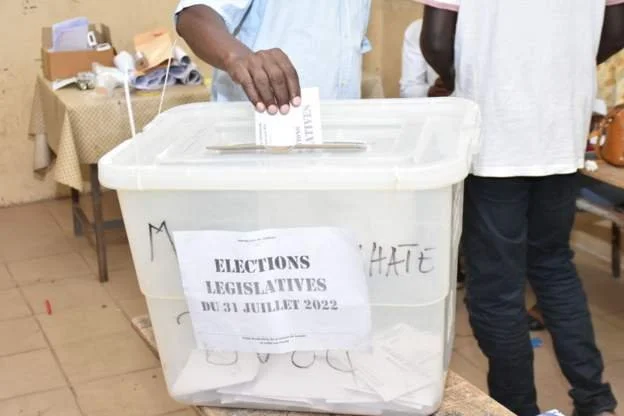 Senegal ruling coalition loses absolute majority 