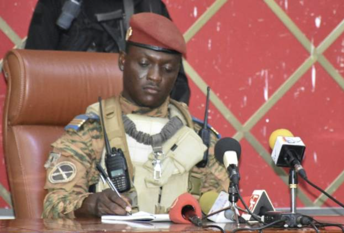  Burkina Faso’s Coup Leader Assumes Presidency