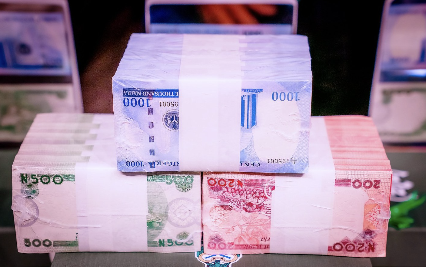 Nigeria: Buhari Unveils New Naira Notes