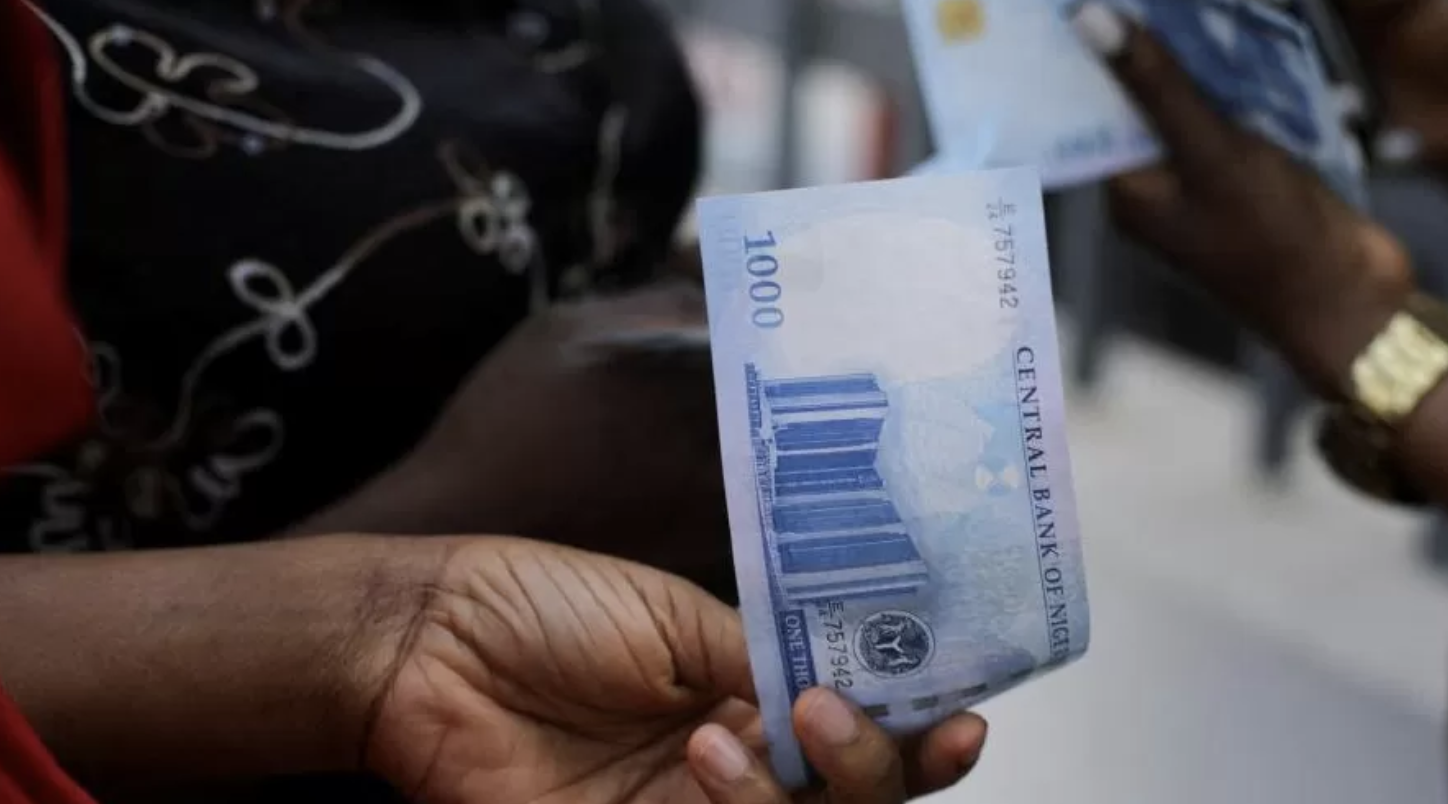 Nigeria extends deadline to exchange old cash