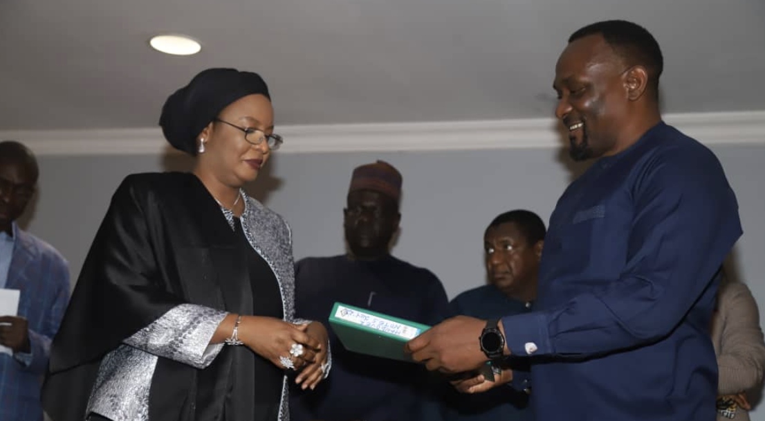 Nigeria's Investment Agency Troubled As Buhari Appointee Suffers Competence Crisis