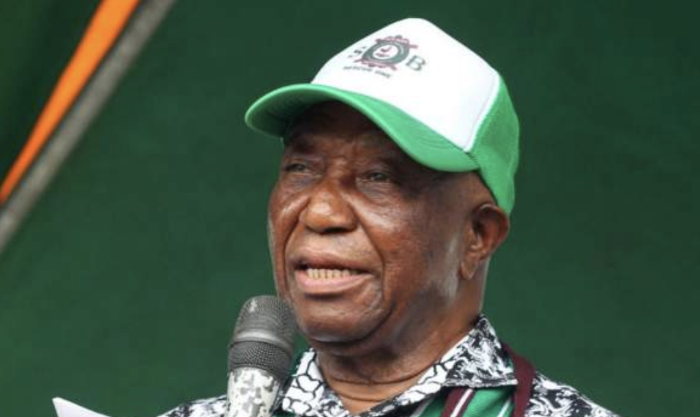 Liberia's Boakai Courts Smaller Parties as Run-off Looms