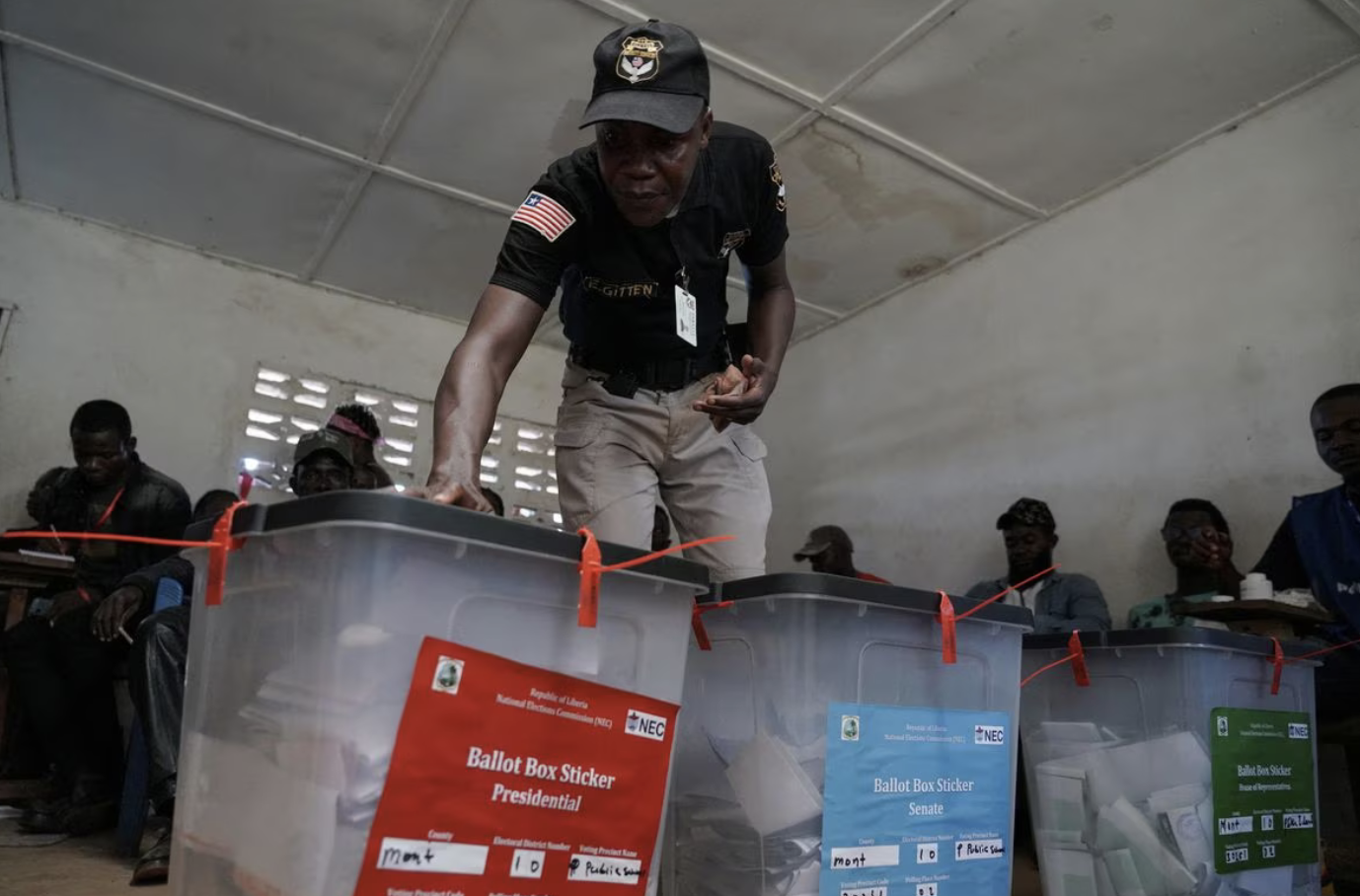 Liberia Presidential Election Heads for November Run-off Vote