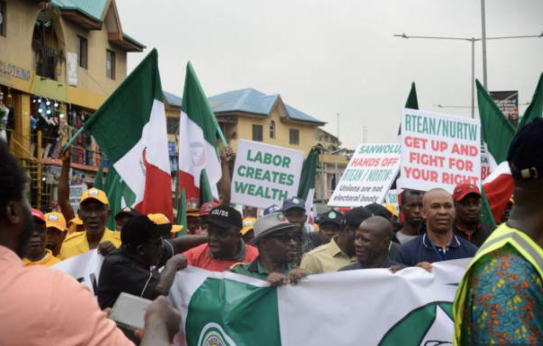 Nigeria labour unions suspend nationwide strike