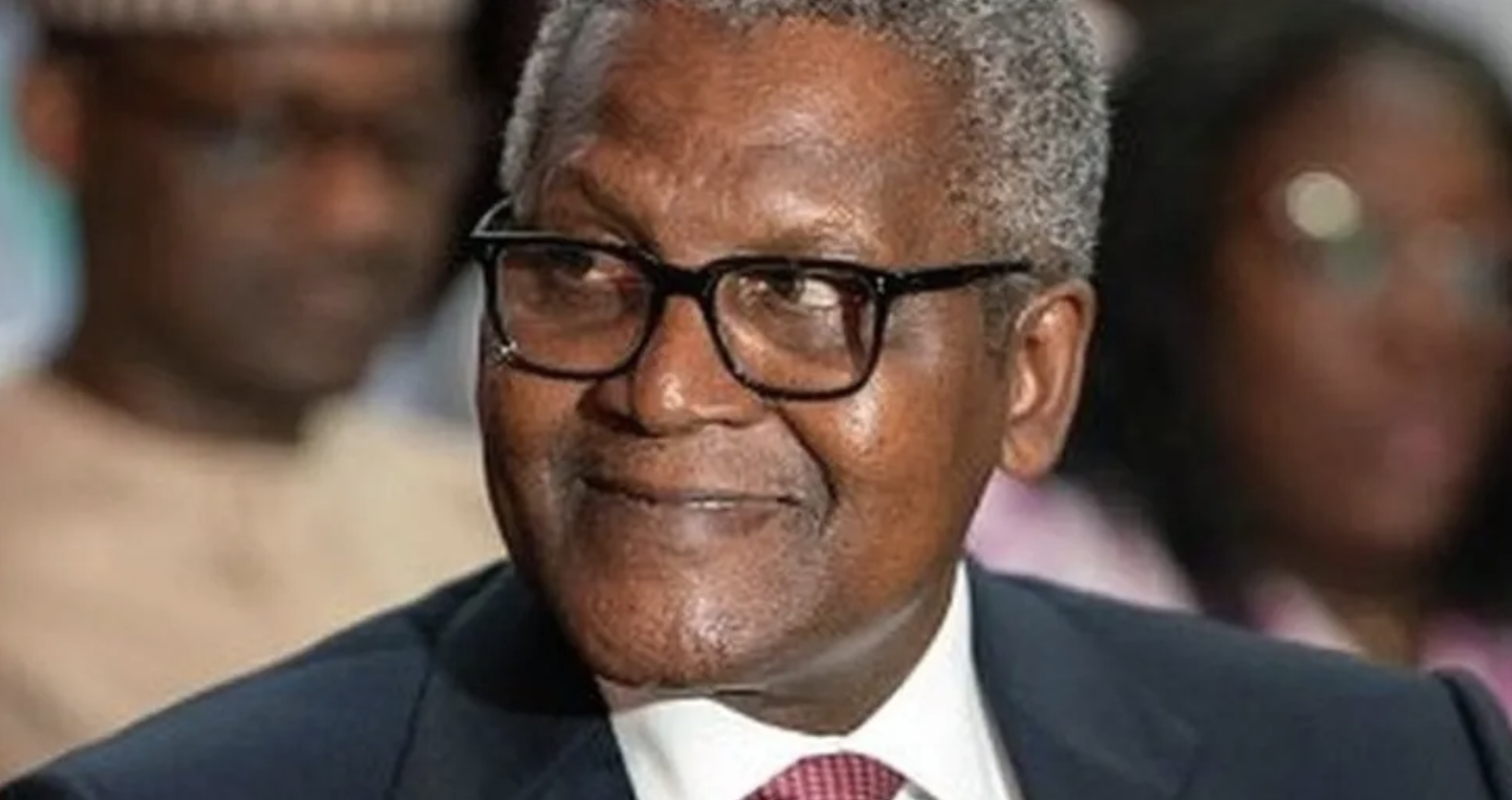 Aliko Dangote keeps billionaire crown despite Nigeria's struggling economy