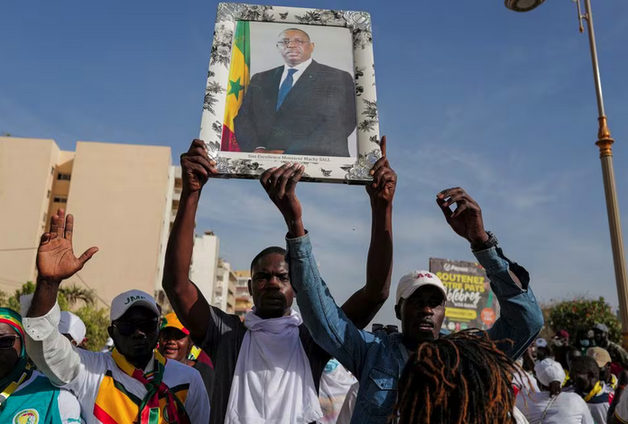Senegal panel suggests delayed polls be held in June to end crisis