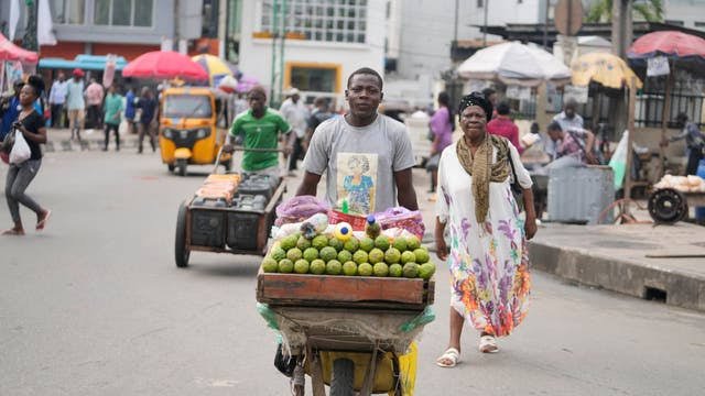 Nigeria: Minimum Wage Cannot Sustain Nigerian Workers, Retiring Pension Chief Warns