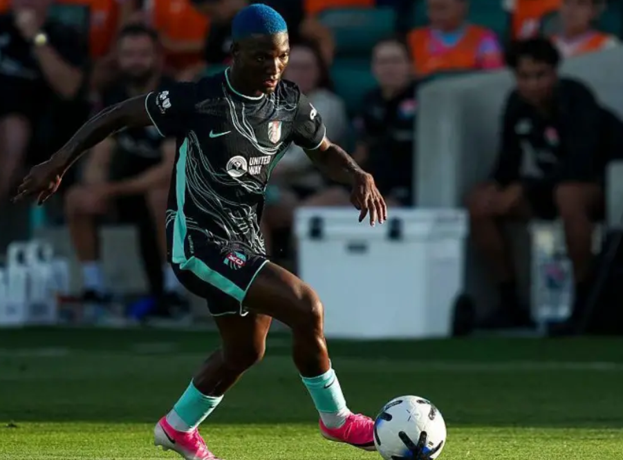 Why are there so few African players in the WSL?