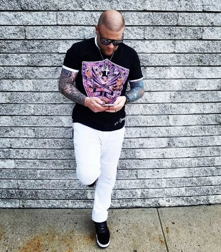 Sneakerhead Spotlight: Nick AKA @DJBLUIZ