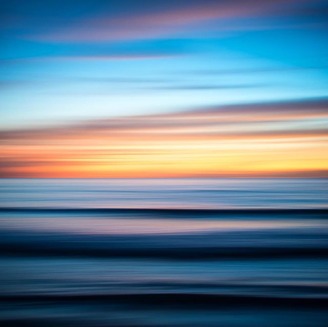 A passing moment of Melbourne being magical ⠀
This image is now available on my website, feel free to check it out! (Link in Bio)
⠀
⠀
⠀
#florida #eastcoast #melbourne #nikon #d750 #oceanphotography #darkseas #photooftheday #instagood #stokedwhensoake