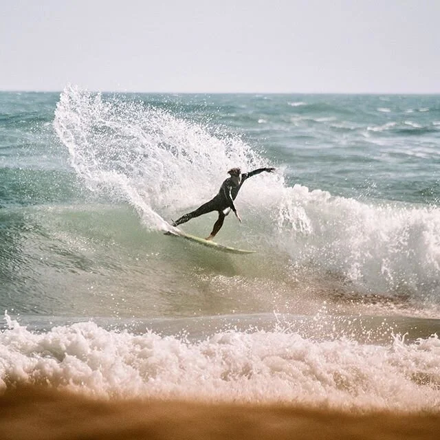 Turn N&rsquo; Burn ⁣
⁣
⁣
⁣
⁣
⁣
#darkseas #eastcoast #eastcoastdivision #surfing #florida #nikon #d850 #photooftheday #ocean #oceanview #hyperflex #sebastianinlet #stokedwhensoaked #instagood #surfline #lovefl #visitflorida #nobodysurf #surfline