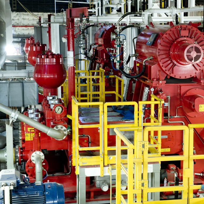 Mobile hydraulic hose service