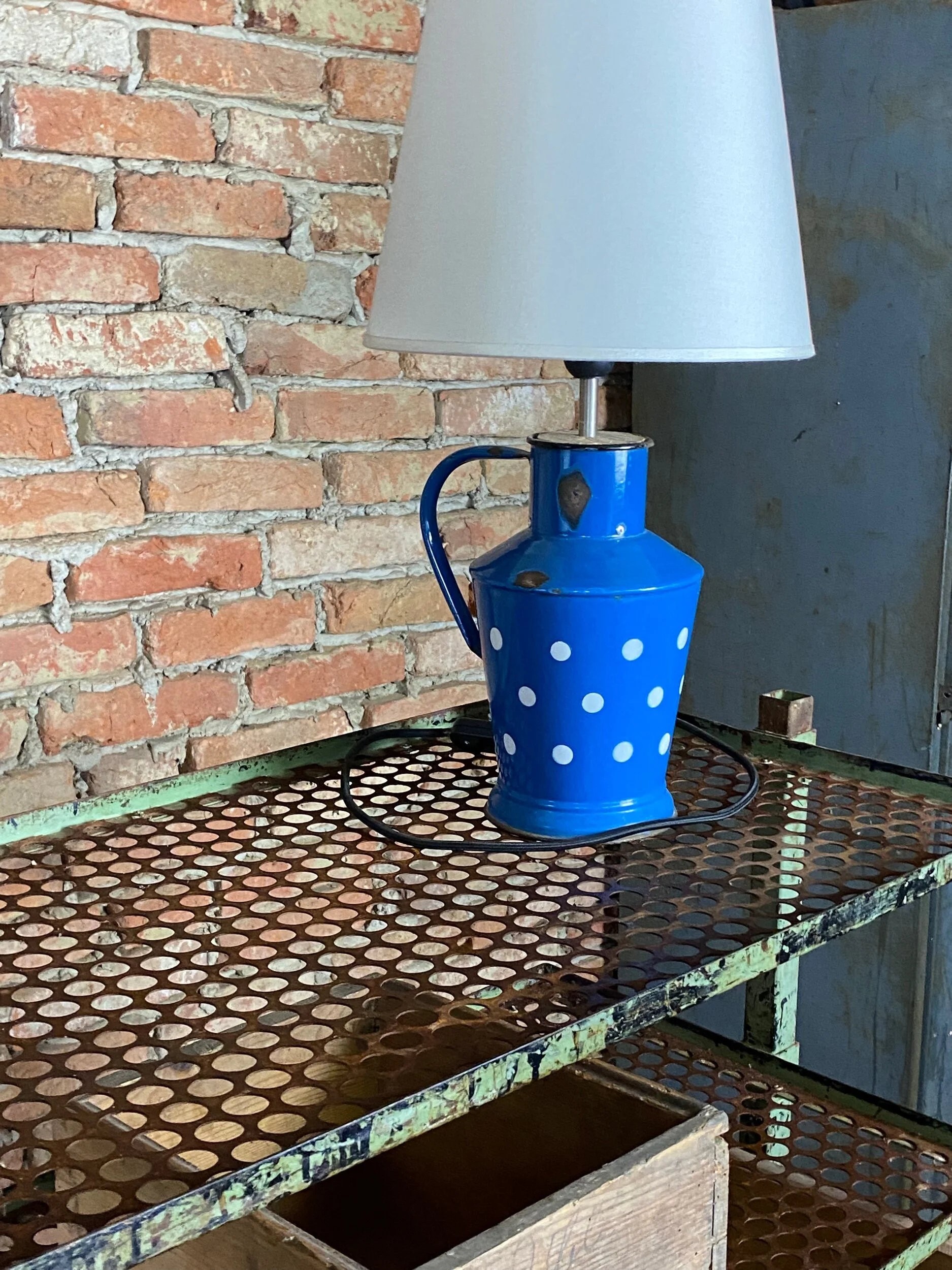 A8338969-2B33-42C8-95C3-04AC0E2BCB8F