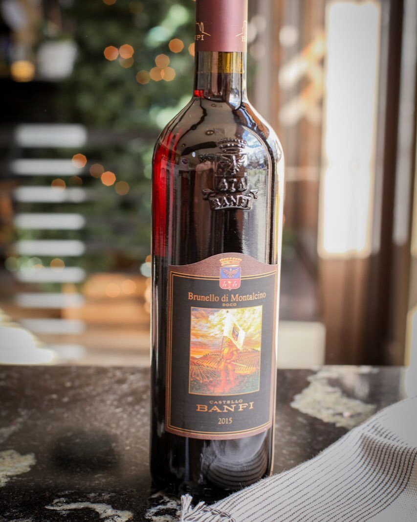Wine+Dinner=Winner 👌🏼

Try the Castello Banfi
Brunello di Montalcino 2015
DOCG ✨ 
Tasting Notes Color: Intense ruby red with garnet reflections. 

Bouquet: Ethereal, violet, vanilla with hints of licorice. 

Taste: Full, soft, velvety, with traces 