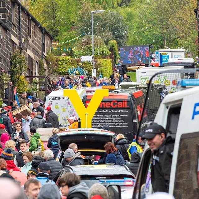imagetruth #5yearsofTDY Rush hour Cote de Grosmont. Tour de Yorkshire 2019. @letouryorkshire @northyorkmoors @welcometoyorkshire #cycling #procycling #roadcycling #bikeracing