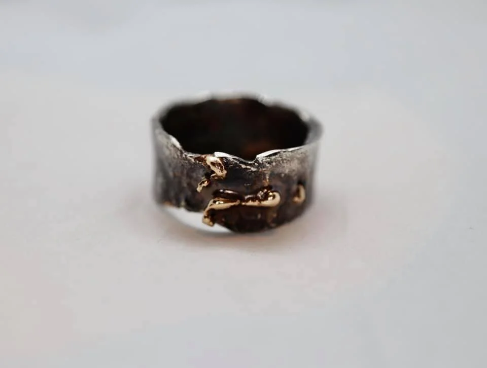 Reticulated Silver/14k Band 