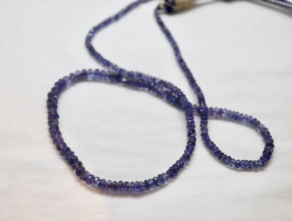 AAA Tanzanite Strand