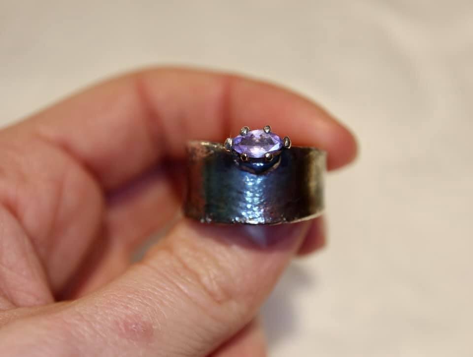 Reticulated Tanzanite Band 