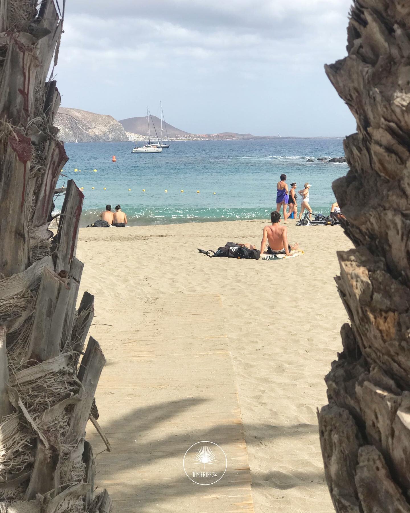 🏝M&otilde;nusat esmasp&auml;eva🏝
📍Playa de las Vistas, Tenerife 
☀️28 C &otilde;hk, 21 C vesi
&mdash;&mdash;
#tenerife24 #tenerife #beach #kanaarid #puhkus