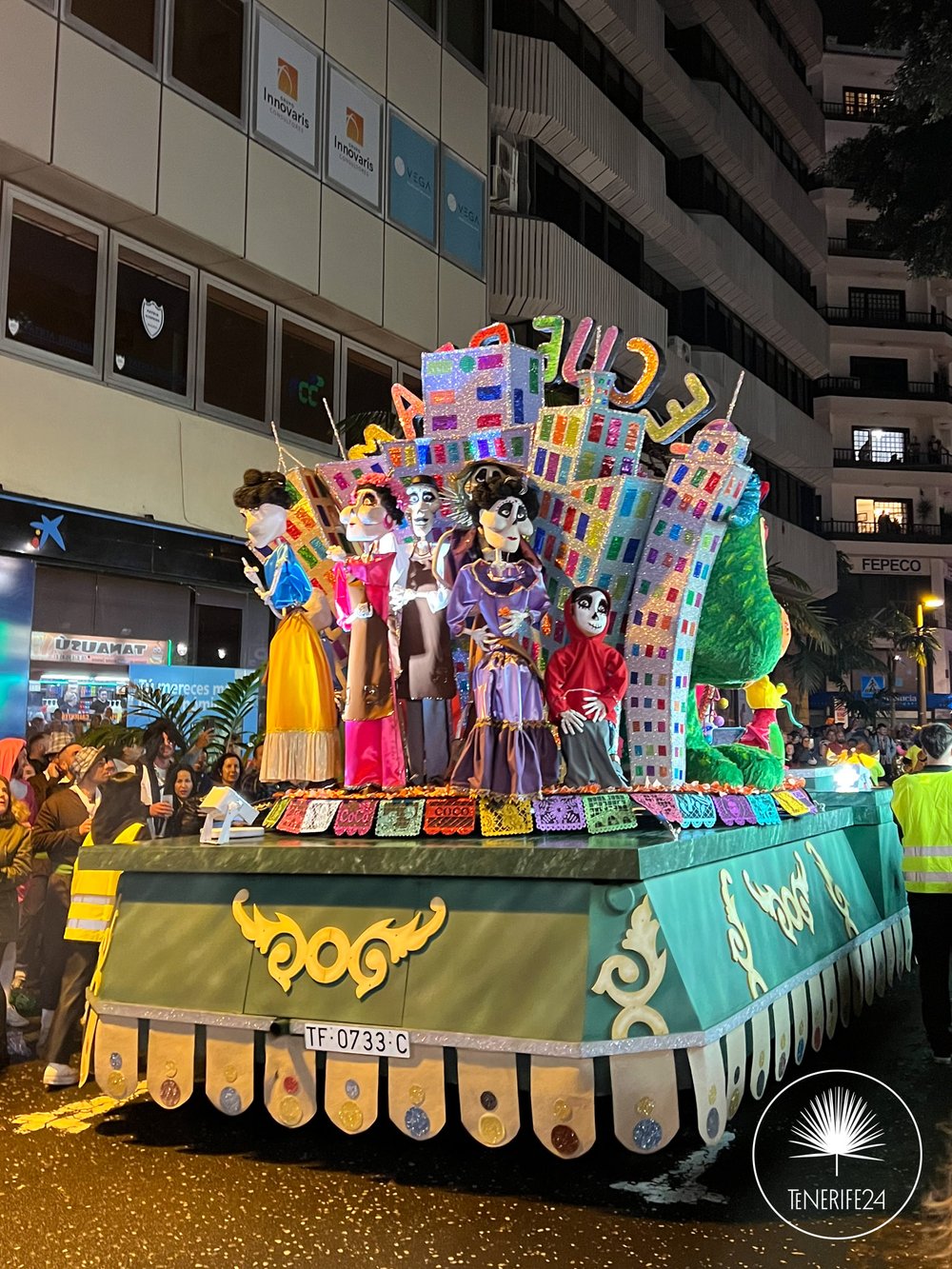 37eestlaste karnevalibuss tenerife karneval santa cruz 2023 kanaarid ekskursioon.jpg
