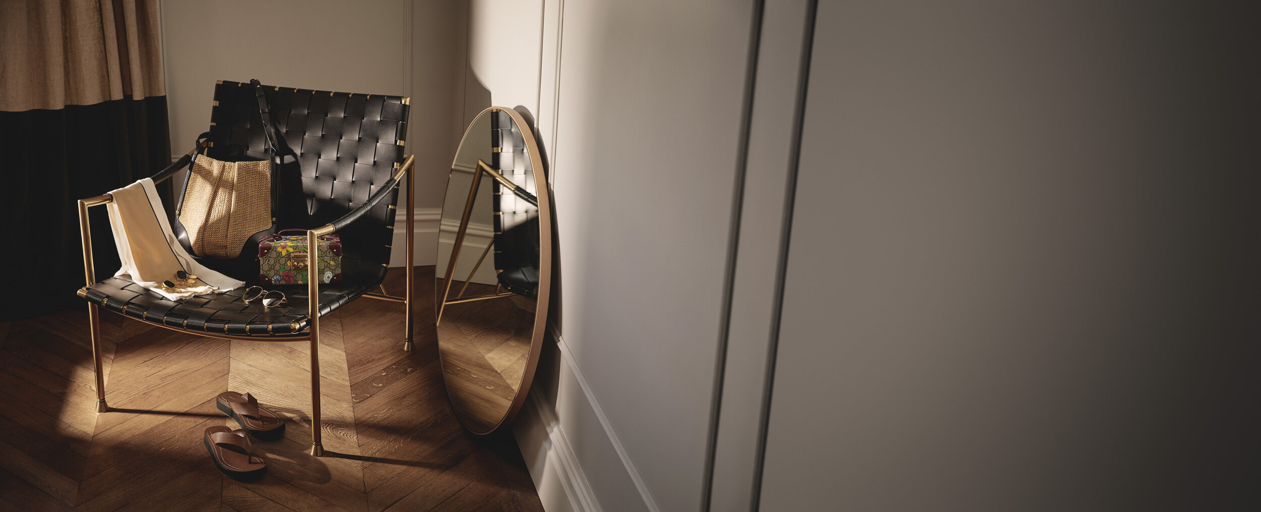 NET-A-PORTER, the holiday gift guide assisted by Sophie