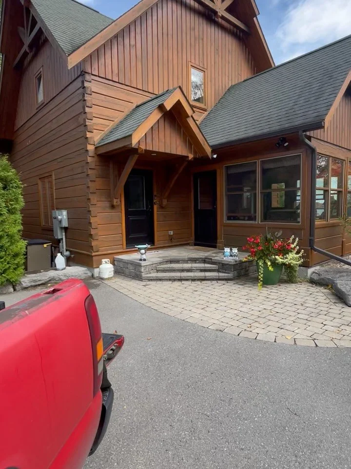 Beautiful details for a beautiful view 🌲
Our client wanted something classic for their Lake Cachacoma property &mdash; we delivered with this American bar handrail finished with Lamb&rsquo;s tongue ends for that perfect handcrafted touch.

#MorgansM