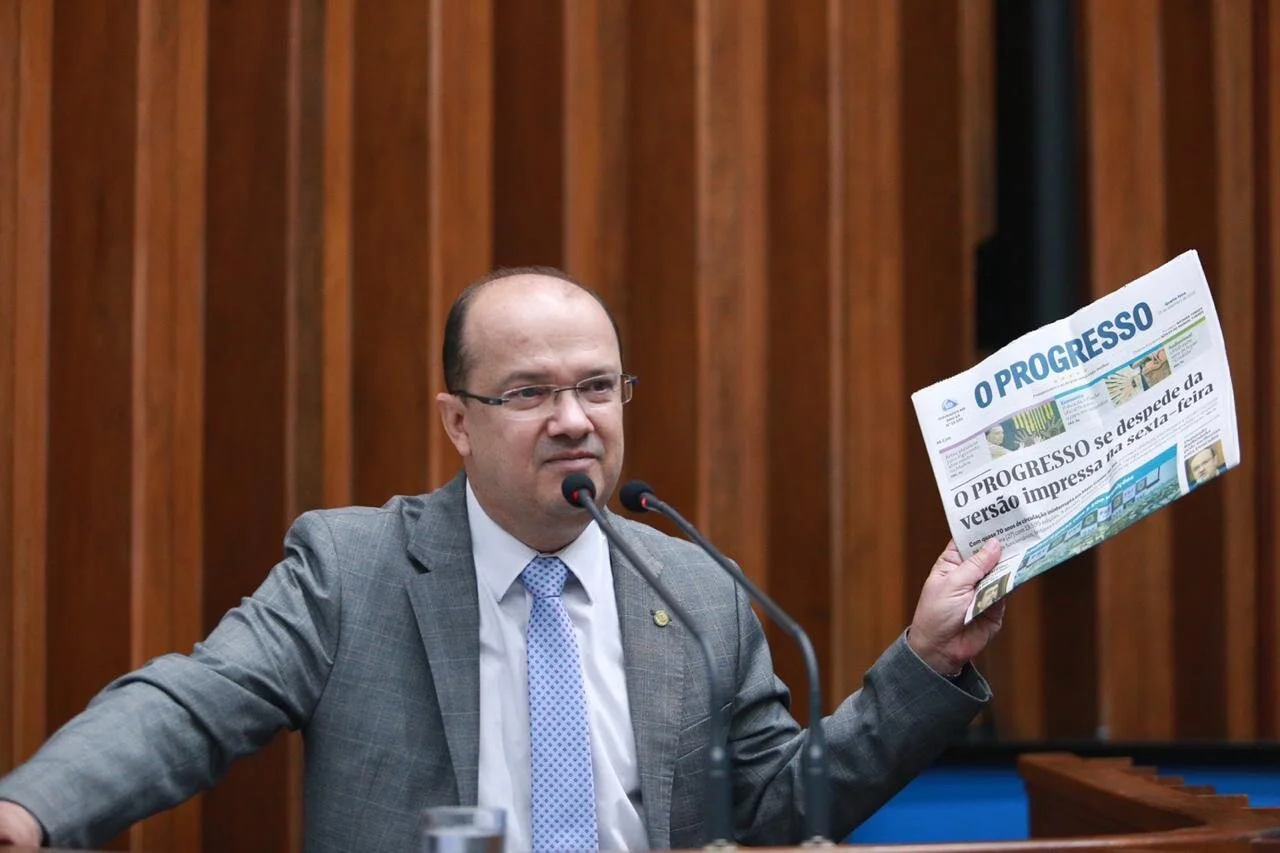 Nesta semana, a direção da empresa anunciou a interrupção da versão impressa do jornal Foto: João Garrigó