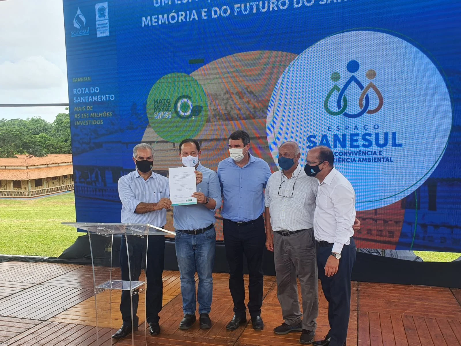 Barbosinha reconhece trabalho da Sanesul em entrega de veículos e investimentos no Estado 