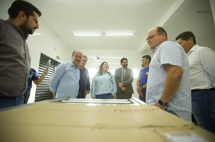 Em Naviraí, Governo de MS entrega Núcleo Regional de Medicina e anuncia ampliação do aeroporto